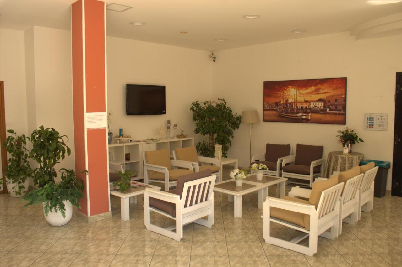 Little Hotel Cesenatico Extérieur photo